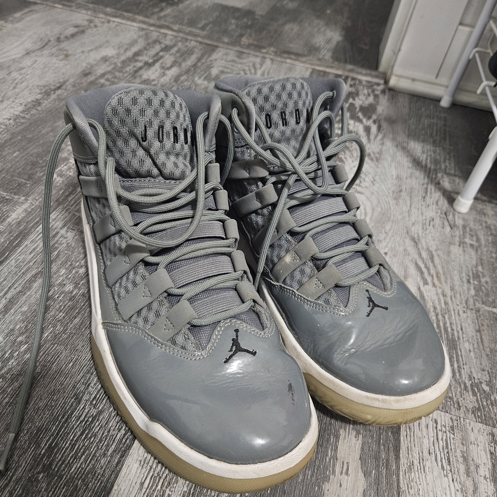 Nike Gray Sneakers